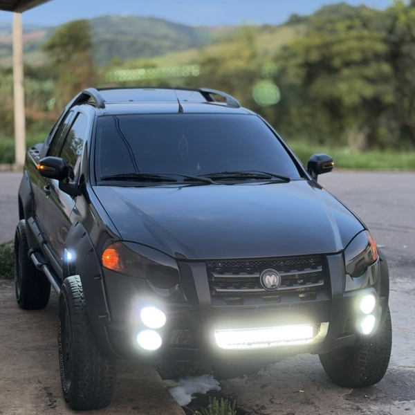 STRADA BLACK